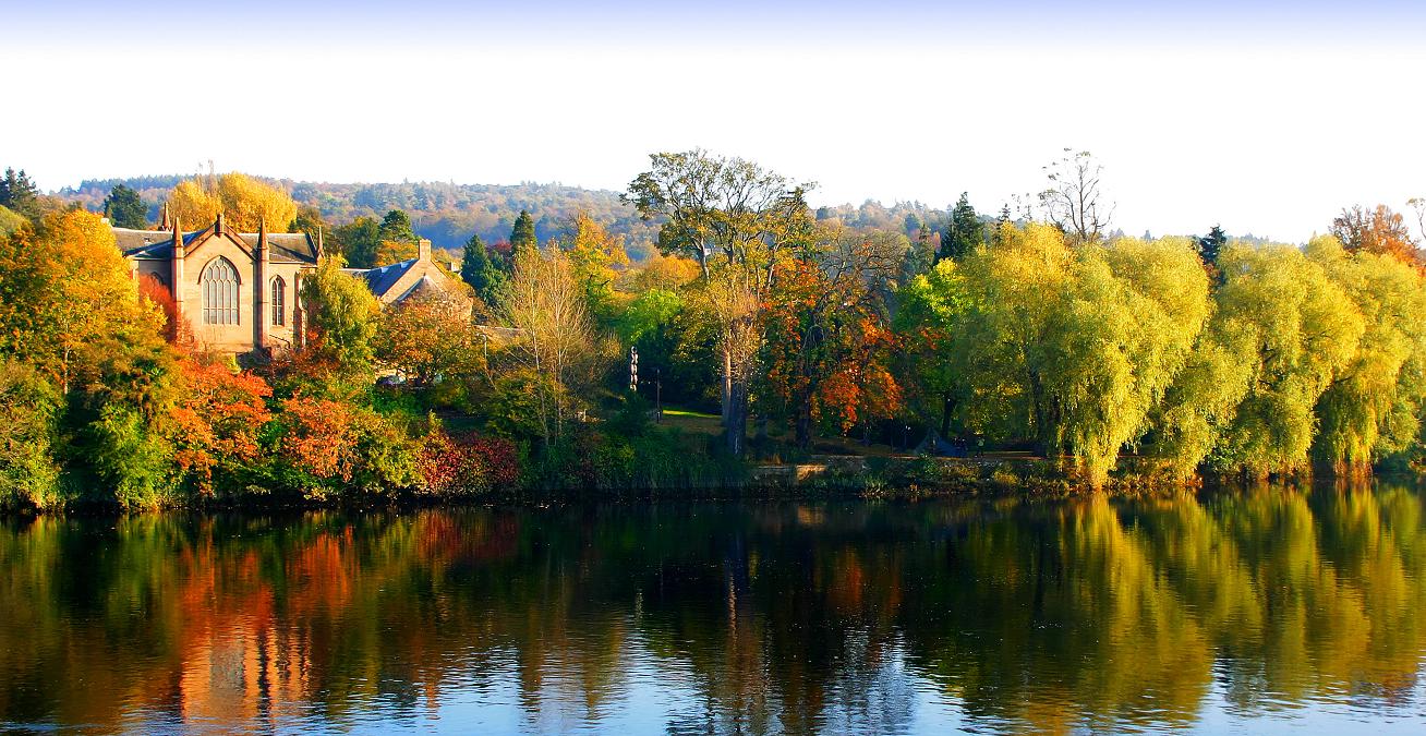 River Tay at Perth in the fall, taken by Graham at www.highlandphotos.org.uk